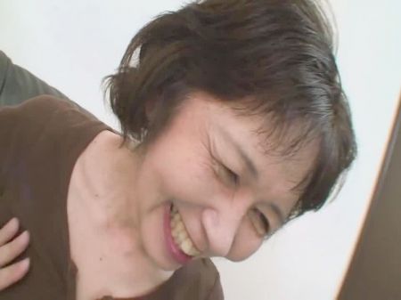 japanese beautiful mom