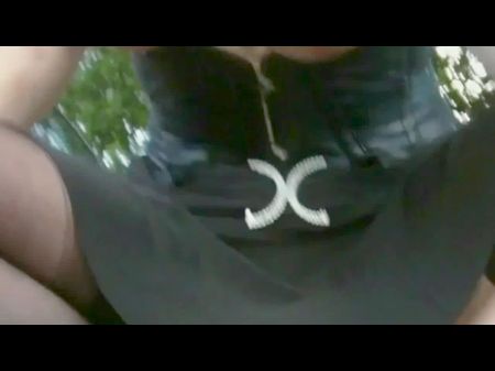 sari in big boobs