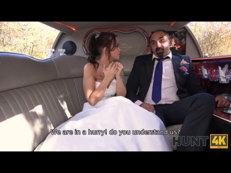 hot suking in car