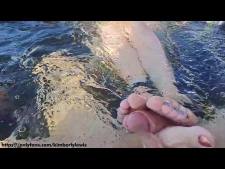 tiny step sister in bathtub