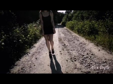 japaneses wife flashing